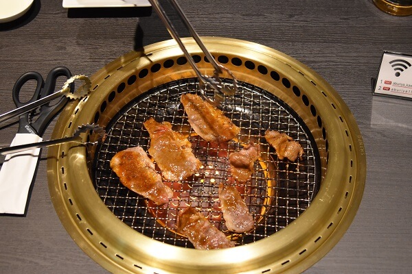 美味しそうに焼けたお肉たち